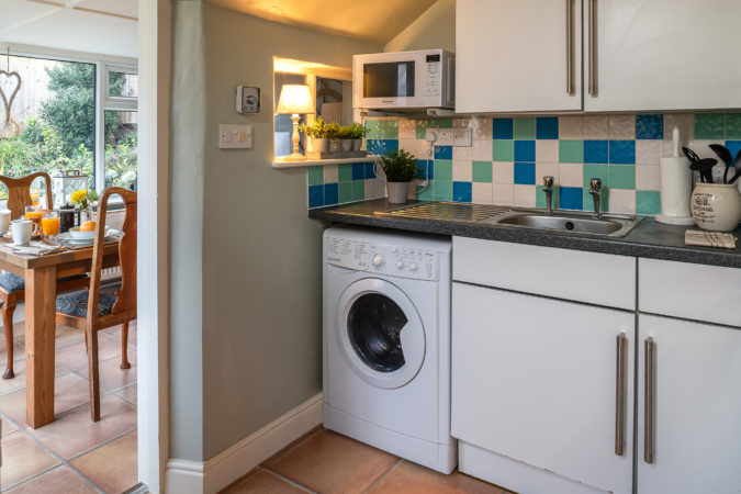 Holiday cottage with parking Whitby, holiday cottage with garden, cottage with EV Charger Sleights, Cottage with hot tub Whitby