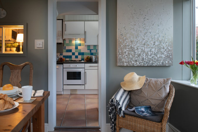 dog friendly cottage Sleights, holiday cottage with hot tub, holiday cottage with parking whitby