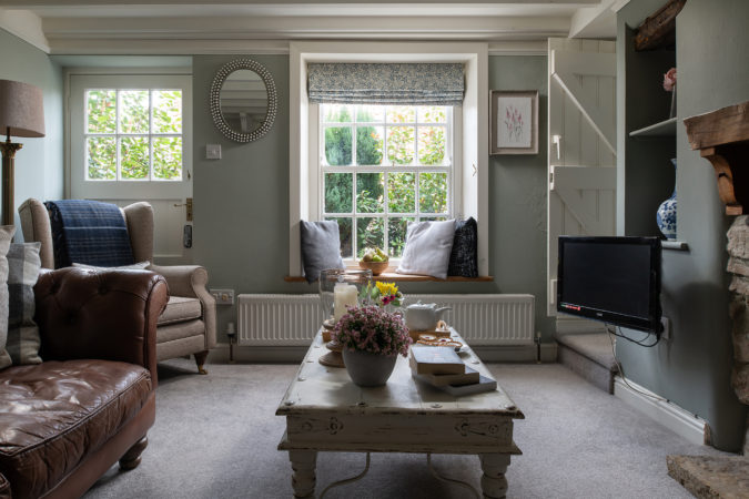 dog friendly cottage Sleights, holiday cottage with hot tub, holiday cottage with parking whitby