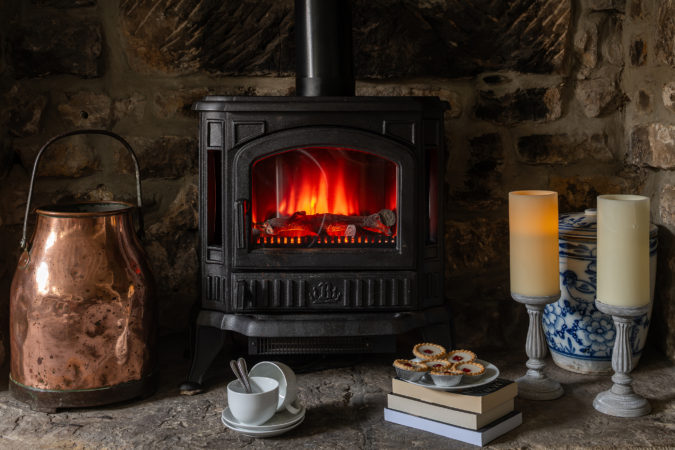 Holiday cottage with parking Whitby, holiday cottage with garden, cottage with EV Charger Sleights, Cottage with hot tub Whitby