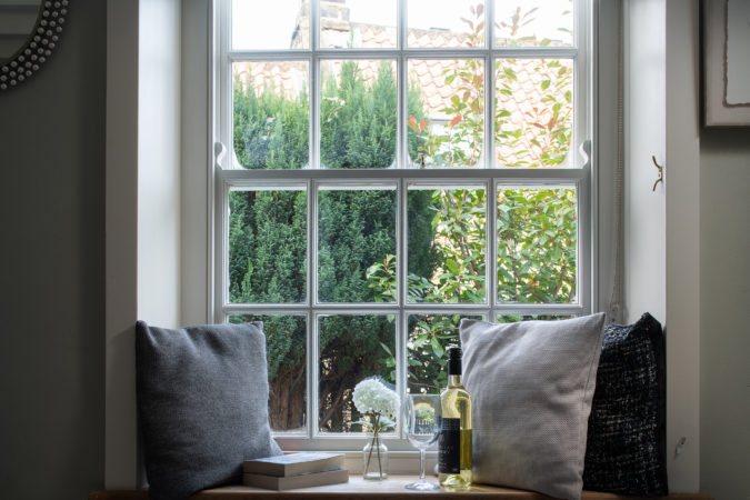 dog friendly cottage Sleights, holiday cottage with hot tub, holiday cottage with parking whitby