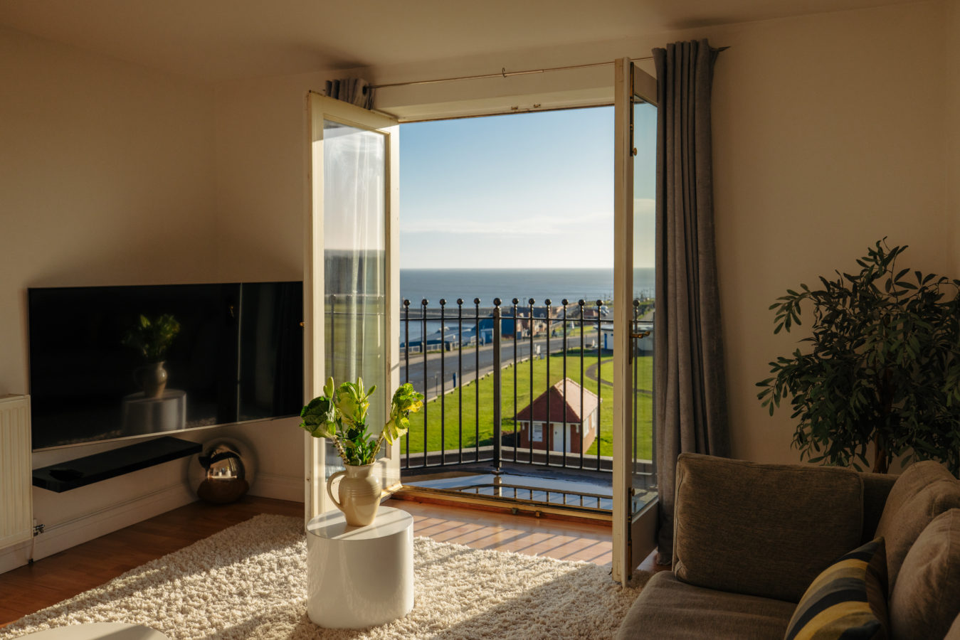 whitby holiday apartment. sea view apartment whitby, holiday let whitby