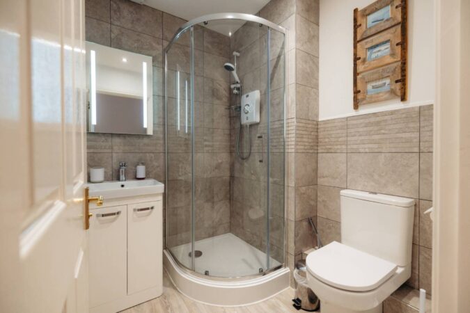 Sandy Bottoms, Whitby